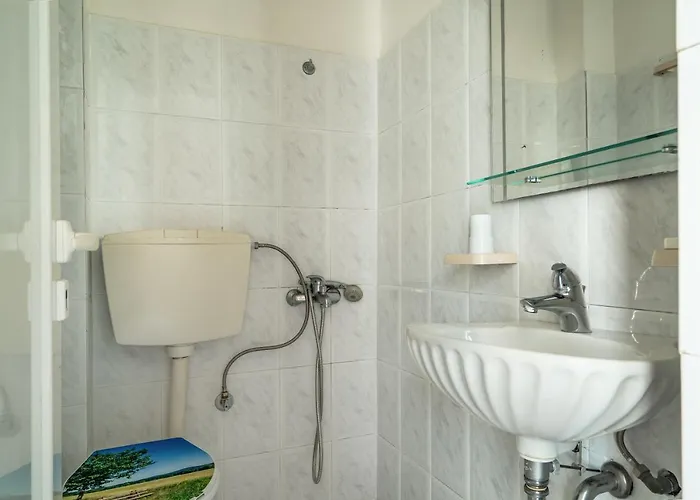 Angela Partial Sea View 5 Гостевой дом